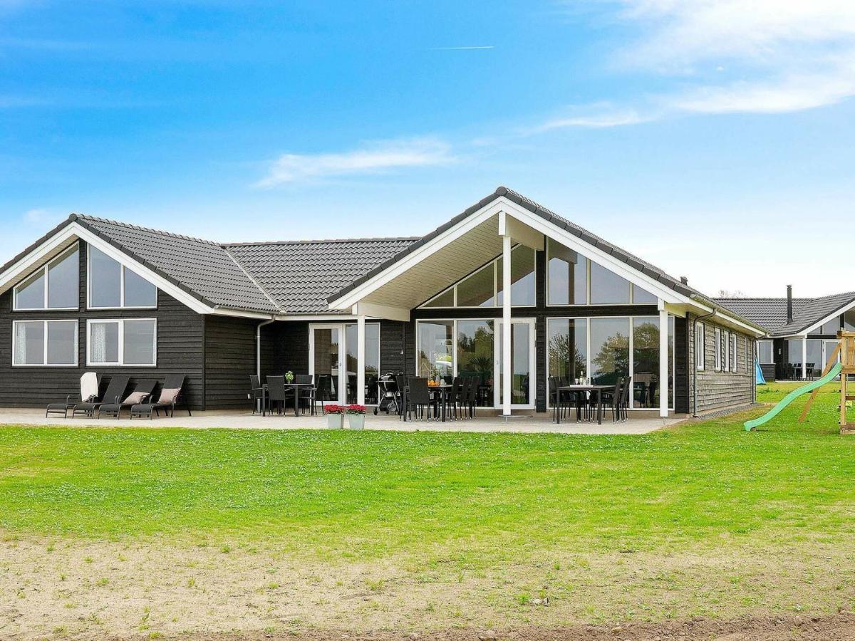 18 Person Holiday Home In Bogense Kültér fotó
